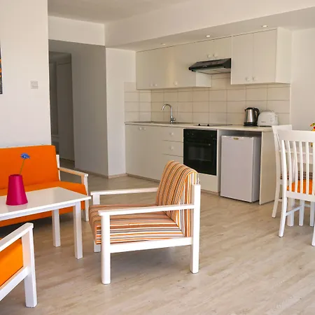 Liquid Hotel apartamentowy 4*