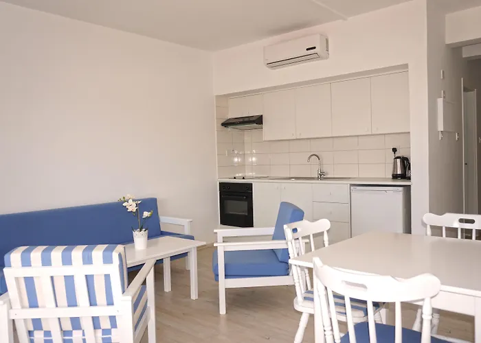 Aparthotel Liquid 4*